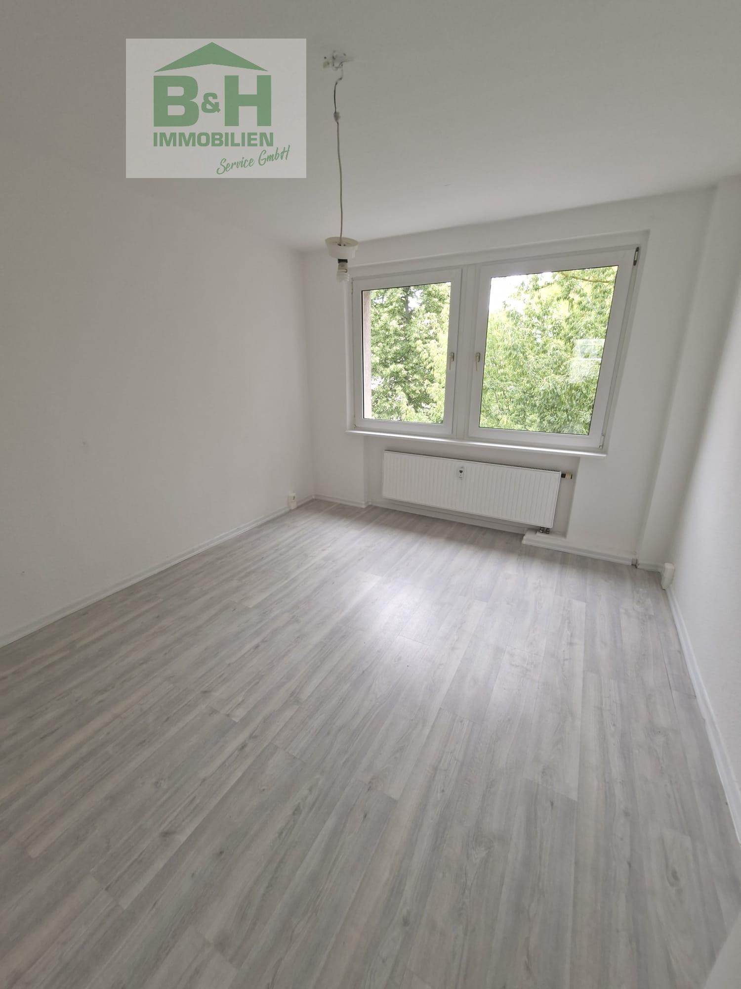 Hübsche 3 Raum Wohnung mit Balkon und Einbauküche in Wolfen — Vorschaubild 9